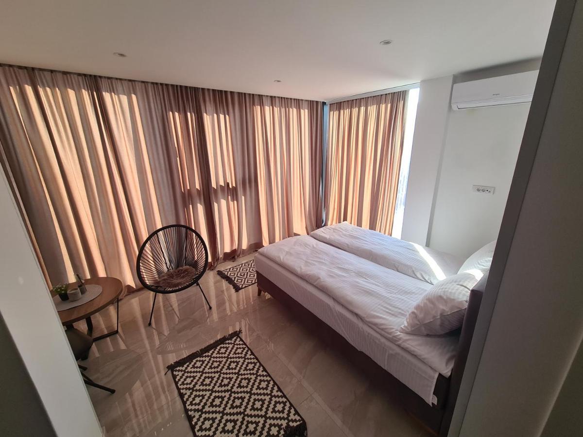 Glass Apartmani โนวีปาซาร์ ภายนอก รูปภาพ