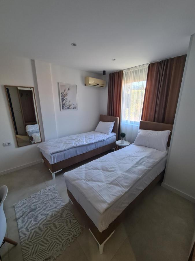 Glass Apartmani โนวีปาซาร์ ภายนอก รูปภาพ