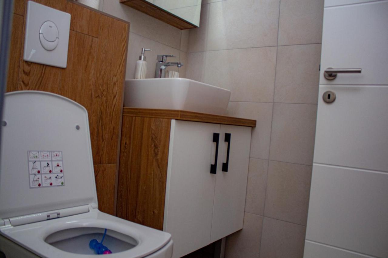 Glass Apartmani โนวีปาซาร์ ภายนอก รูปภาพ