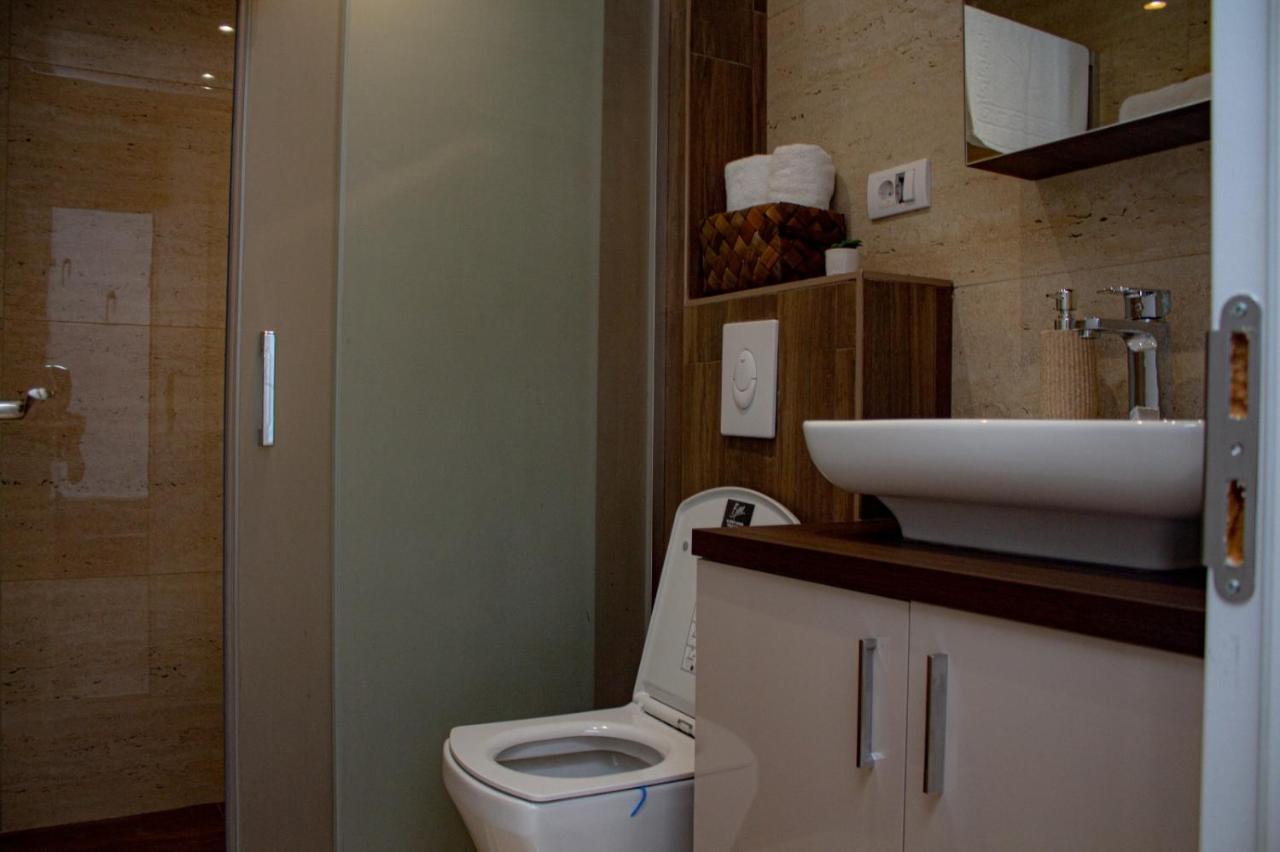 Glass Apartmani โนวีปาซาร์ ภายนอก รูปภาพ