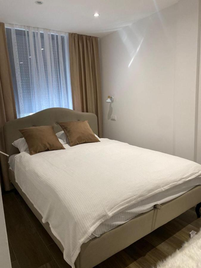 Glass Apartmani โนวีปาซาร์ ภายนอก รูปภาพ